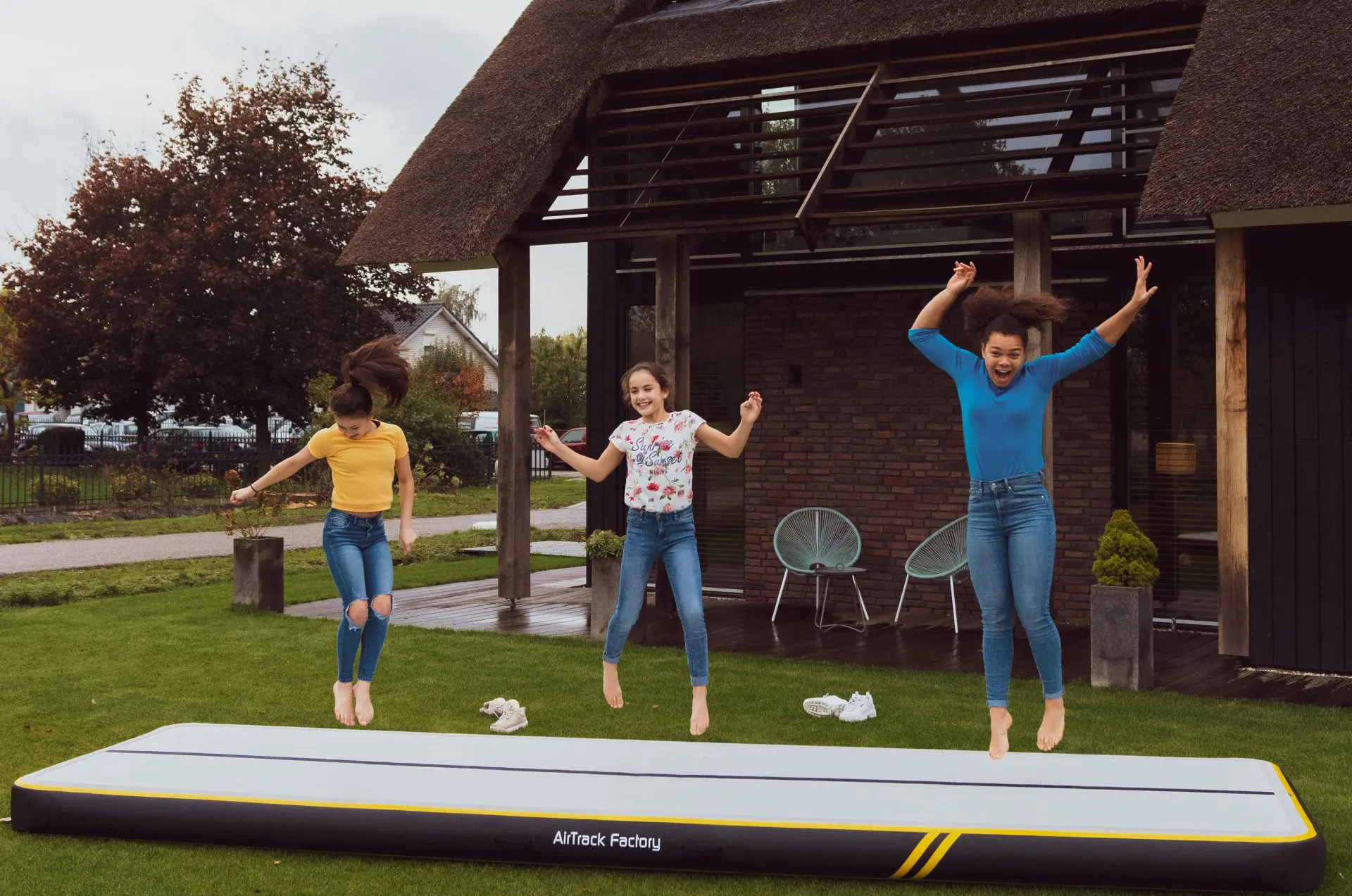 3 girls having fun on AirTrack Spark
