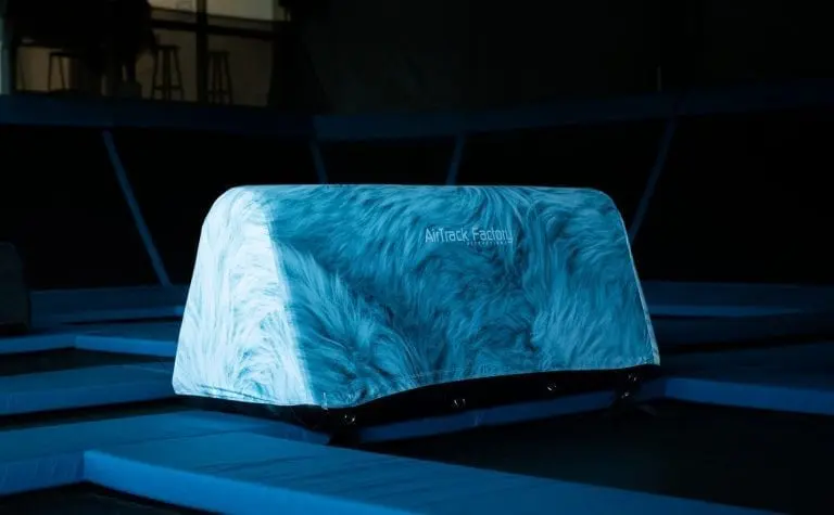 AirObstacle topsheet fur